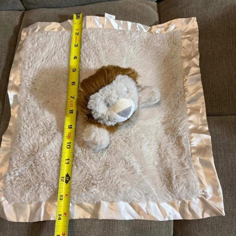 Lion Lovey Cloud island brand